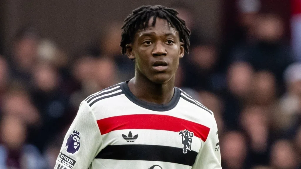 Tidak Jadi Pergi! Kobbie Mainoo Bakal Bertahan di Manchester United