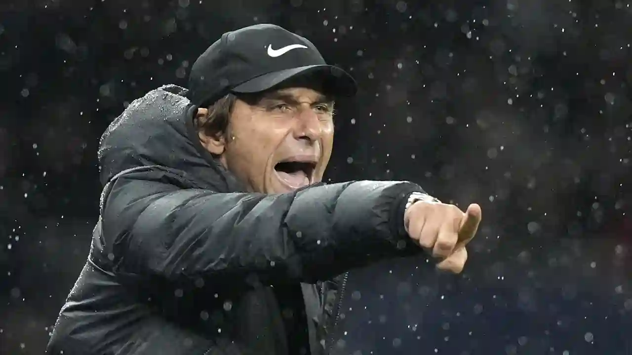 Antonio_Conte__Sang_Juru_Taktik_Baru_Napoli